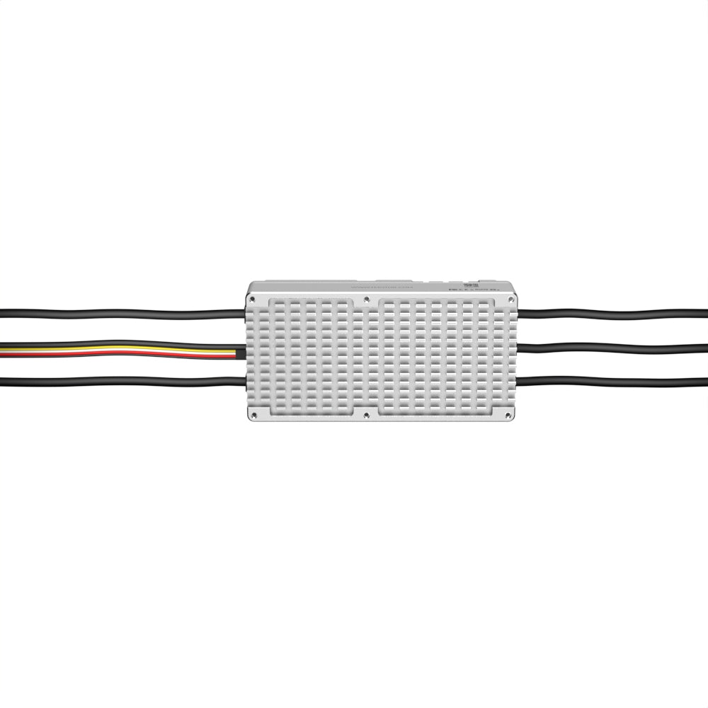 T-Motor ALPHA 120A 12S FOC ESC – Unterseite und Kühlrippen auf weißem Hintergrund